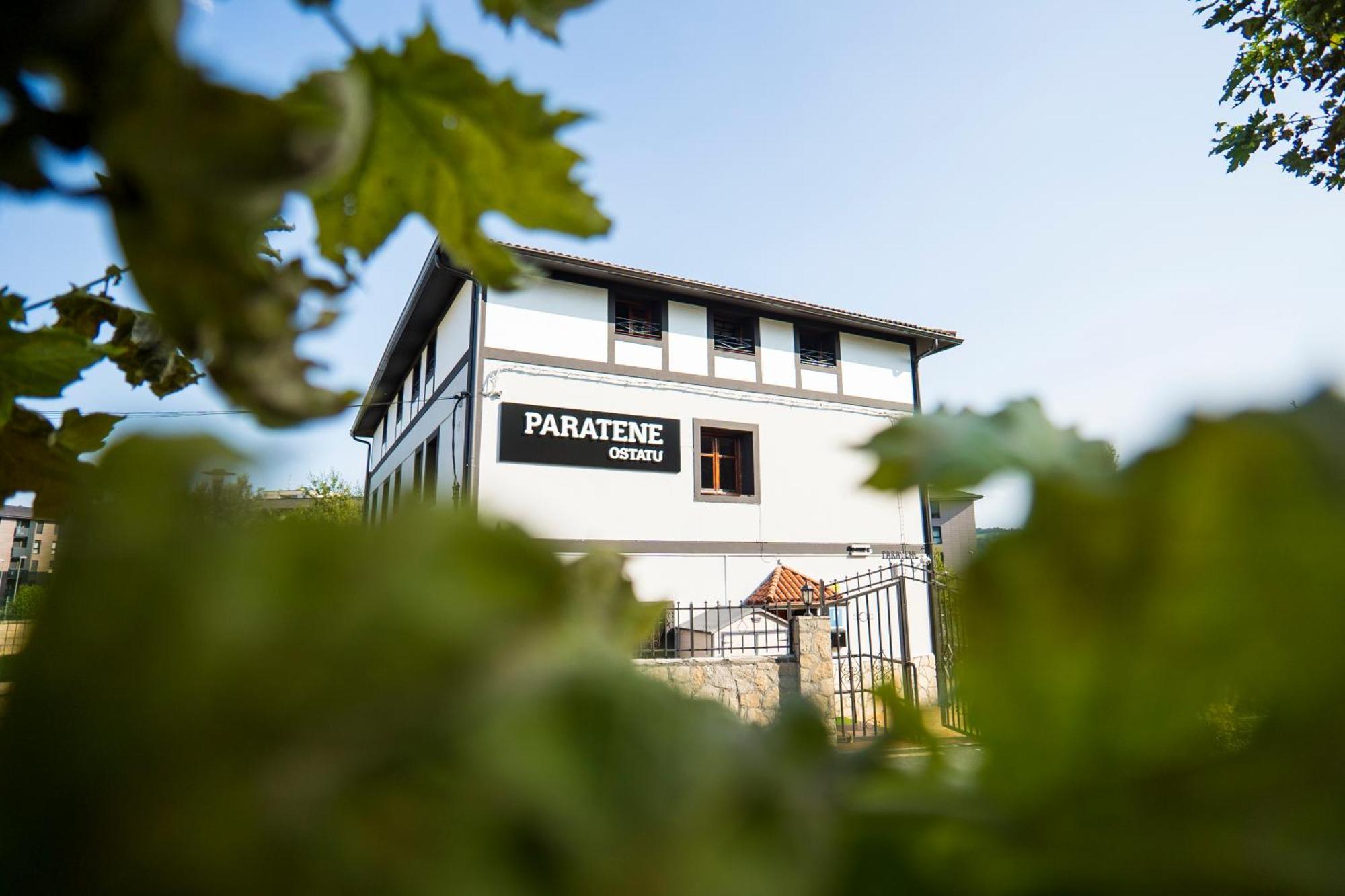 Erandio Paratene Ostatu Habitaciones מראה חיצוני תמונה