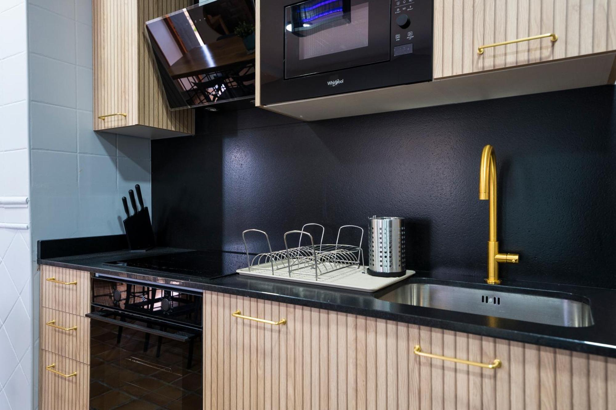 Erandio Paratene Ostatu Habitaciones מראה חיצוני תמונה