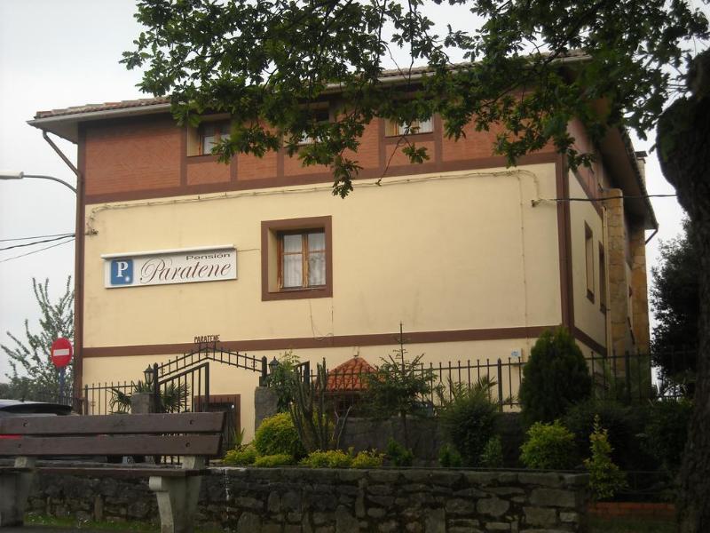 Erandio Paratene Ostatu Habitaciones מראה חיצוני תמונה